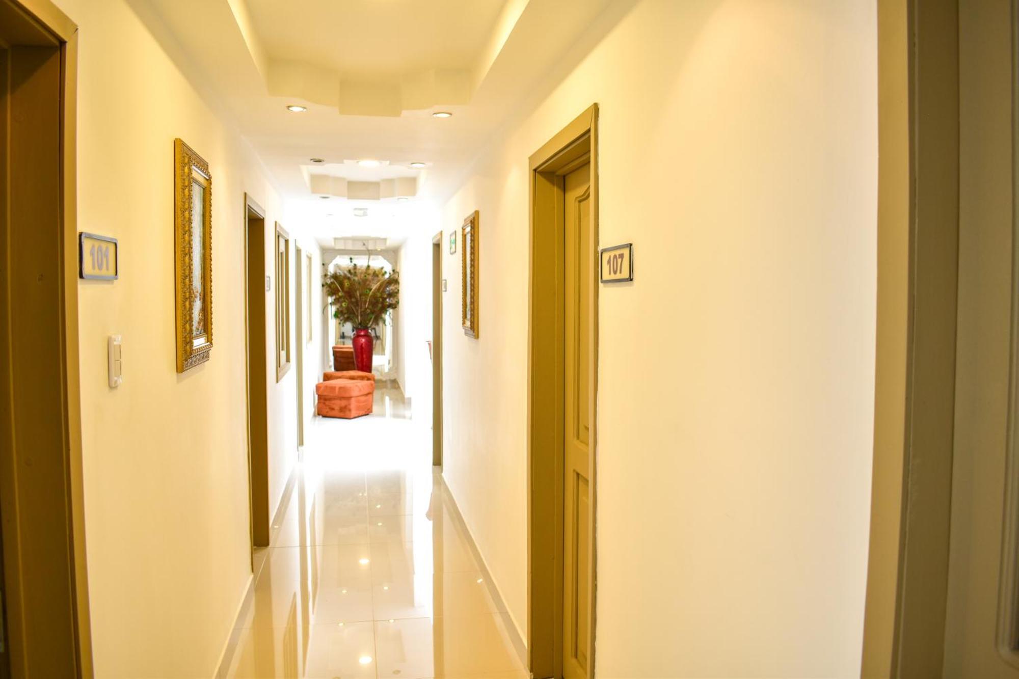 Hotel Cafe Cafe Avenida Armenia Kültér fotó